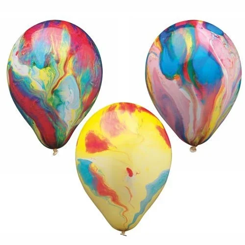 Acht mehrfarbige PAPSTAR Luftballons (Ø 22 cm) der PAPSTAR GmbH mit einzigartigen marmorierten Wirbeln in leuchtenden Farben werden vor einem weißen Hintergrund gezeigt - die perfekte Partydekoration für jede Feier.