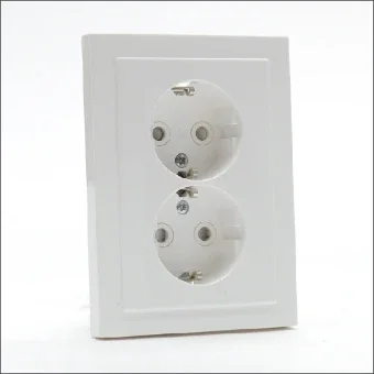 ABB BUSCH-JAEGER 2TKA00002007 Steckdose