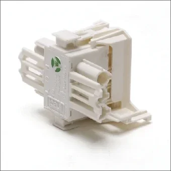 WIELAND 92.030.2253.0 Kompaktverteiler fuer steckbare Gebaeudeinstallation 71.6 mm
