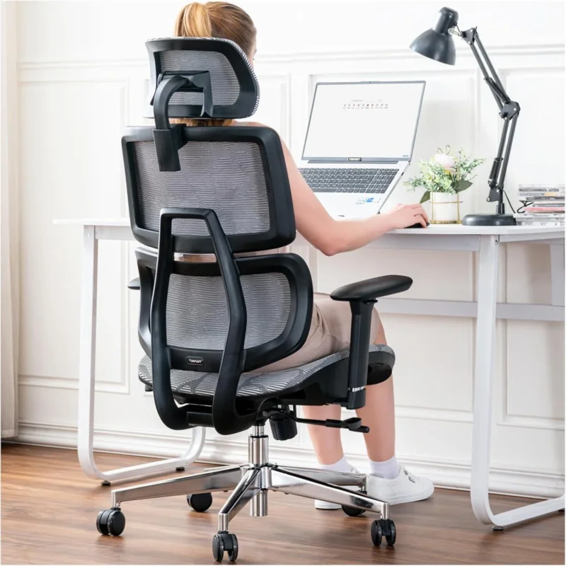 Ergonomischer Bürostuhl mit Lendenwirbelstütze und 3D Armlehne