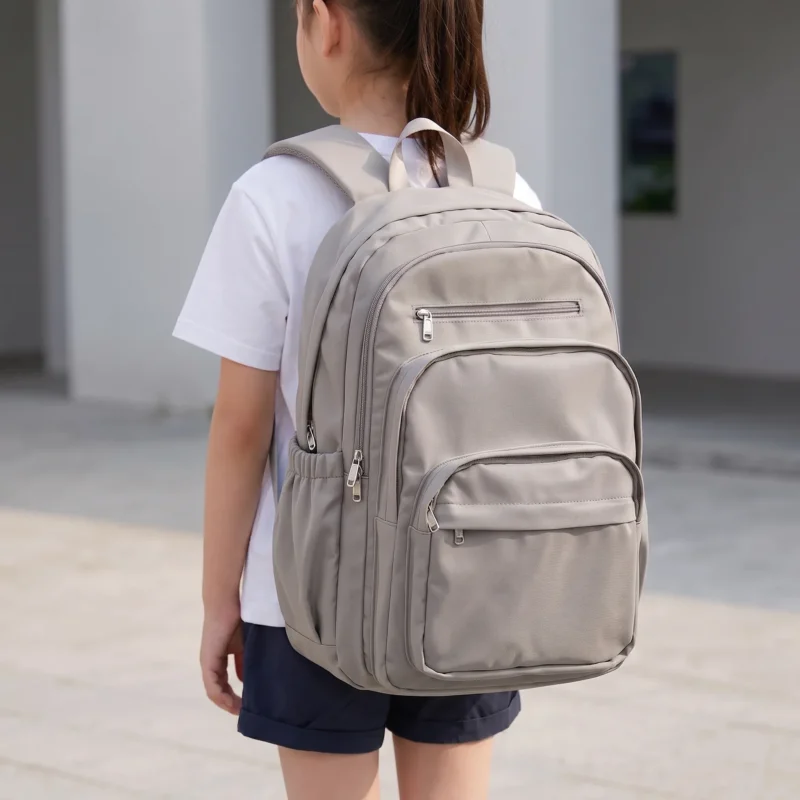 Schulrucksack Groß Mit Vielen Fächern - Journiq