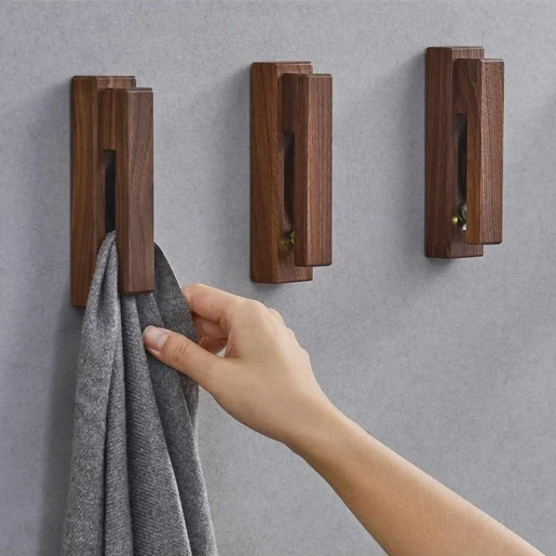 Nordischer Handtuchhalter aus Holz fürs Badezimmer